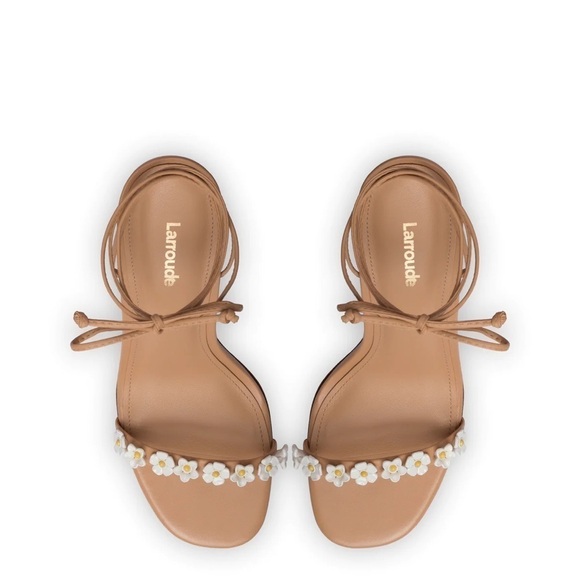 NWOB, Larroudé Goldie 95MM Flower Appliqué Tan Leather Lace-Up Heeled Sandals 7 - Picture 2 of 11